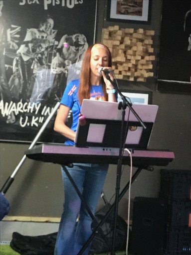 27021736_10155322507158806_1389936236478219144_o